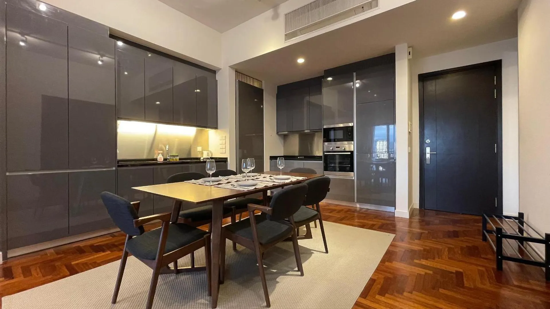The Mews Klcc By Pillowtalks Kuala Lumpur Apartment