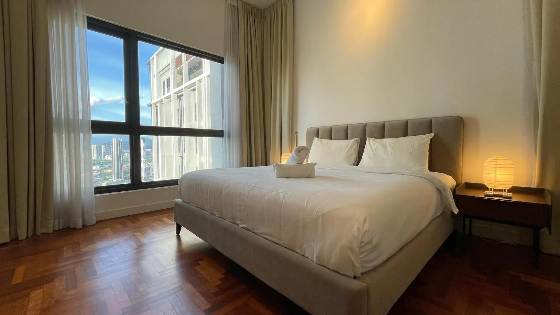 The Mews Klcc By Pillowtalks Kuala Lumpur Apartment