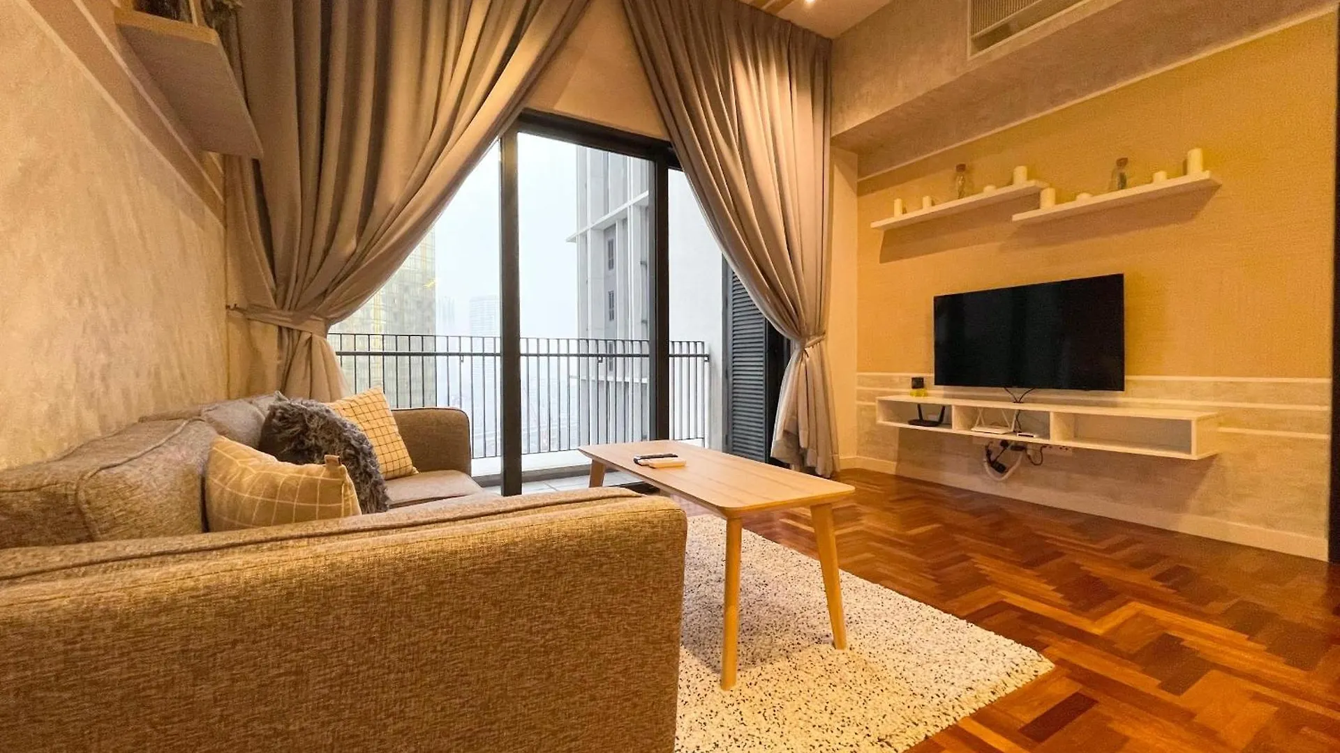 Apartment The Mews Klcc By Pillowtalks Kuala Lumpur