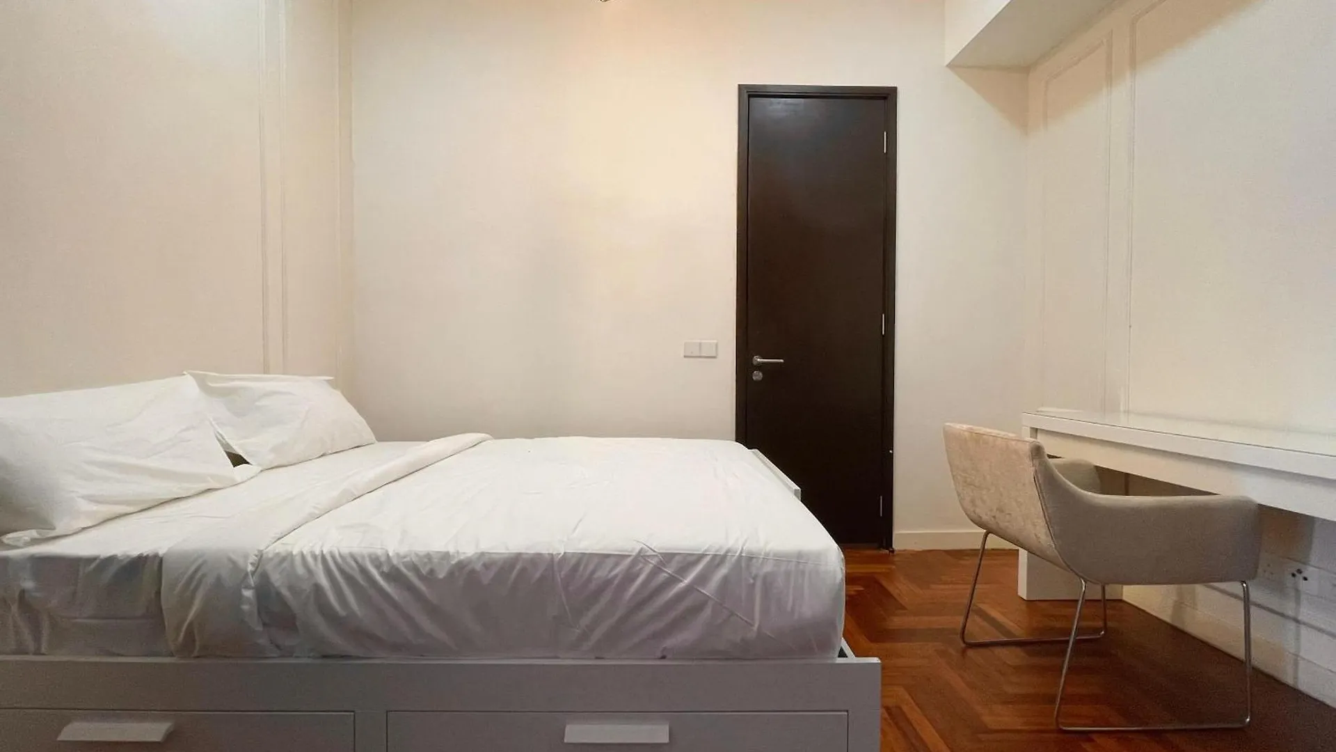 Apartment The Mews Klcc By Pillowtalks Kuala Lumpur