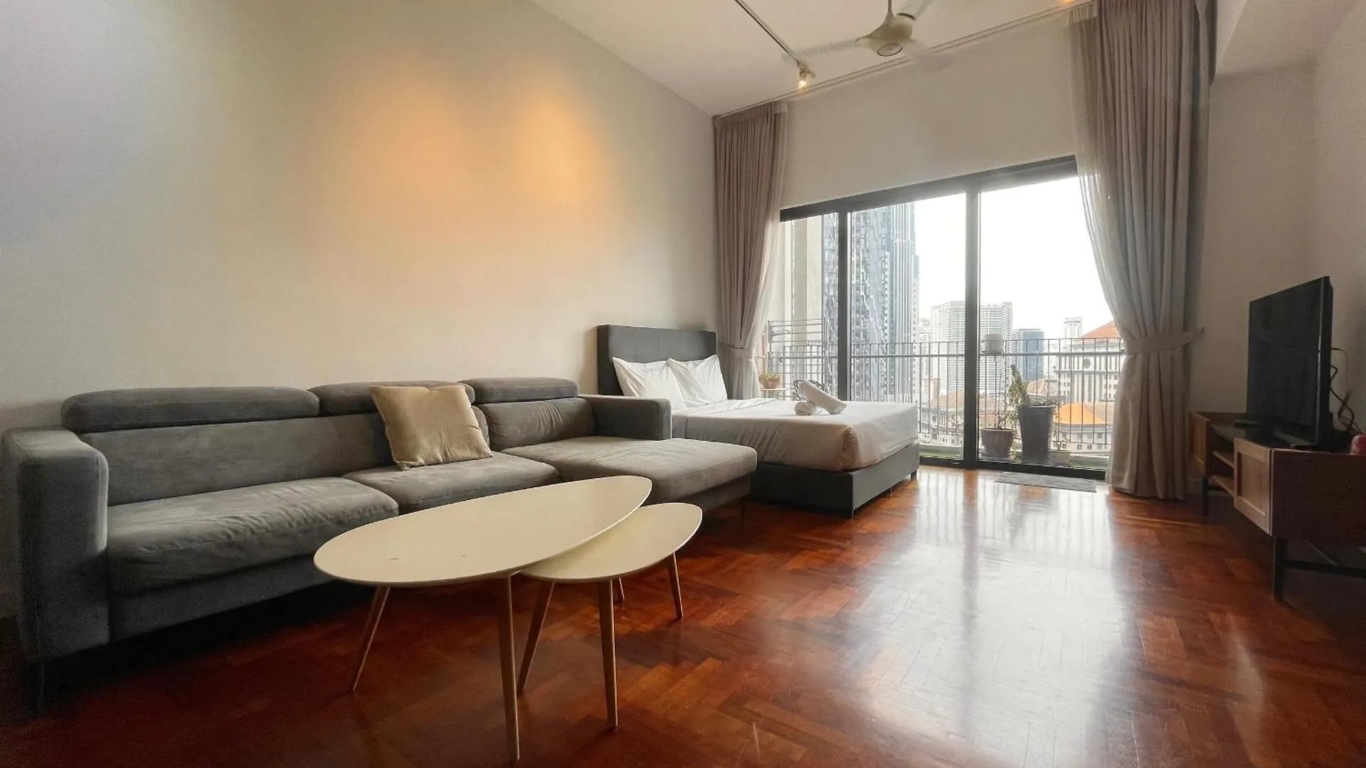 The Mews Klcc By Pillowtalks Kuala Lumpur Apartment